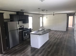 210 Wendy Ln, Johnson Creek, WI 53038