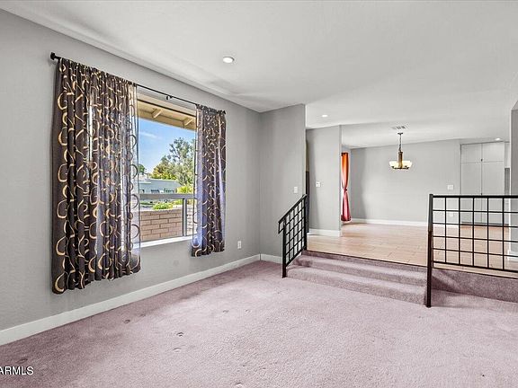 5th image of 238 E SURREY Avenue