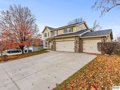 16904 L Cir, Omaha, NE, 68135