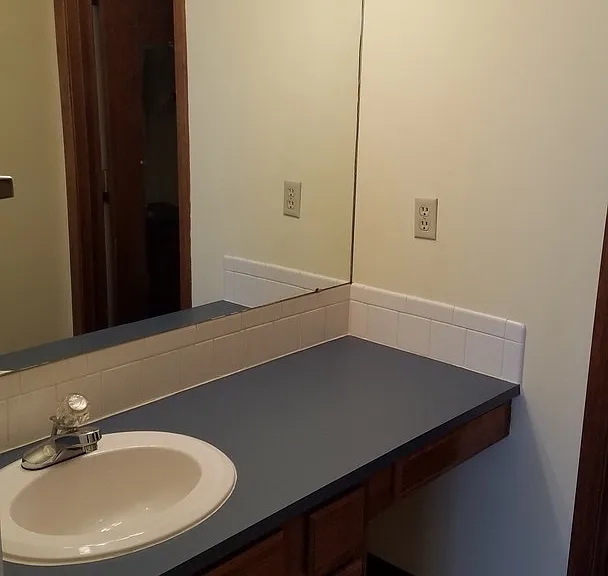 3266-3268 E Longfellow Ct — Photo 2