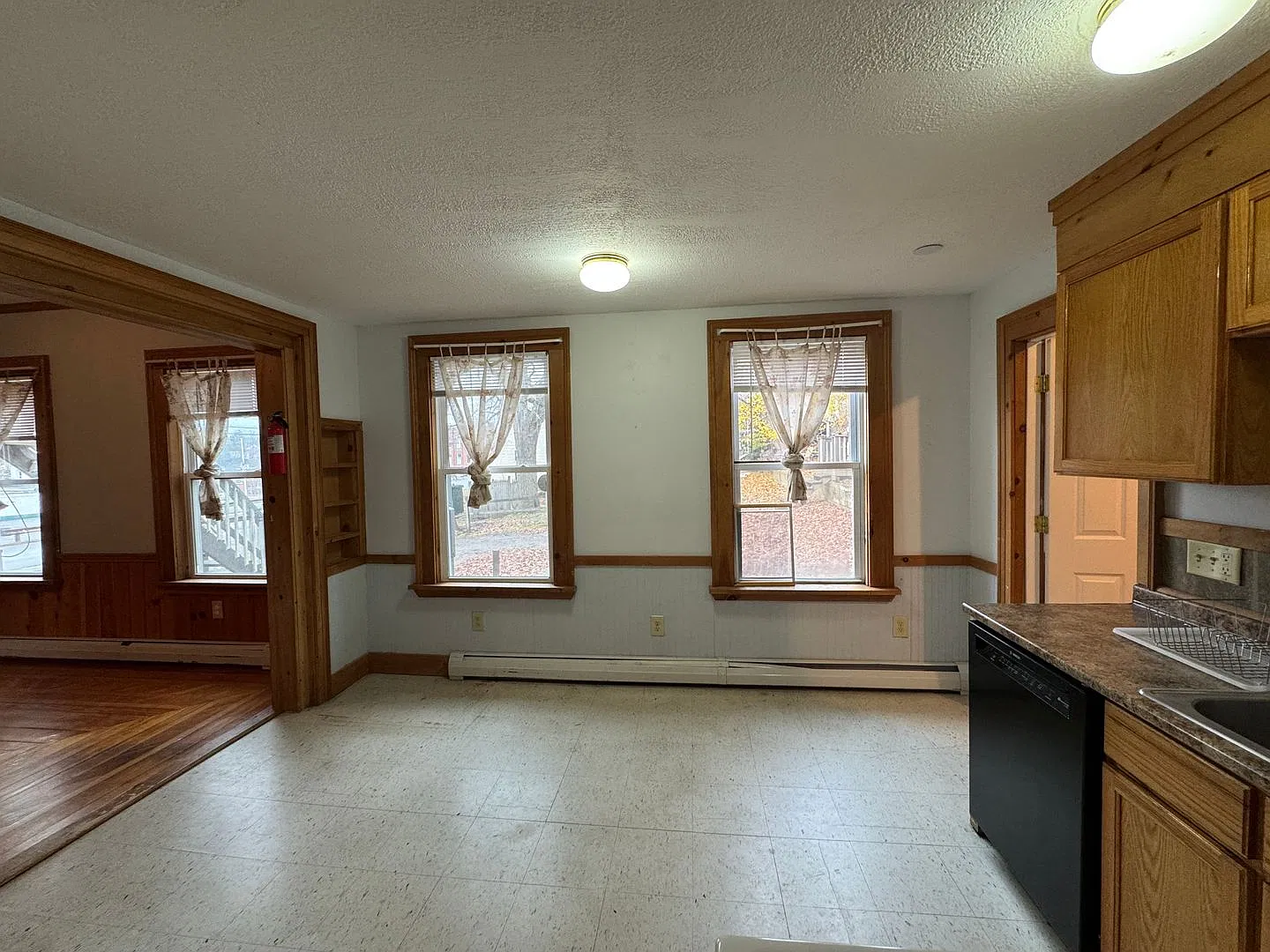 16 Pearl St. — Photo 4