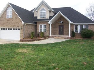 1417 Valhalla Dr, Denver, NC 28037