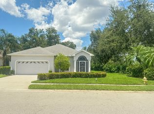 1494 Millbrook Cir, Bradenton, FL 34212