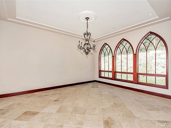 4th image of 10473 SE Vashon Vista Dr