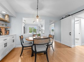 149 Palm Dr
