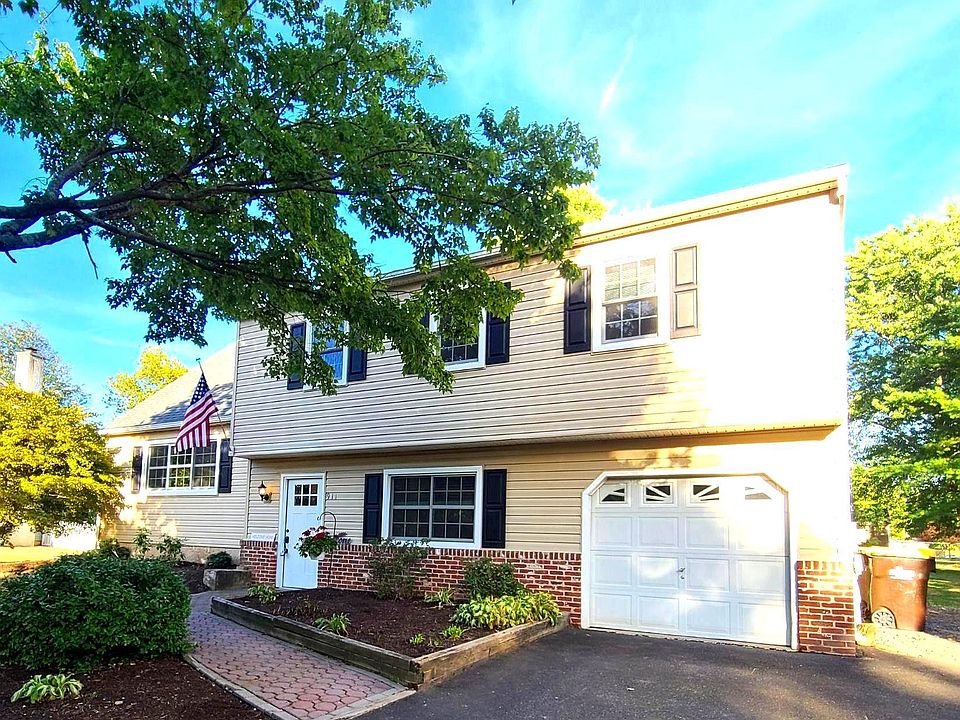 911 Liberty Ln, Warrington, PA 18976 Zillow
