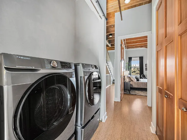 261 Pine St #108 — Photo 14