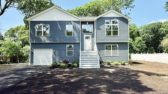 1st image of 964 Sipp Avenue