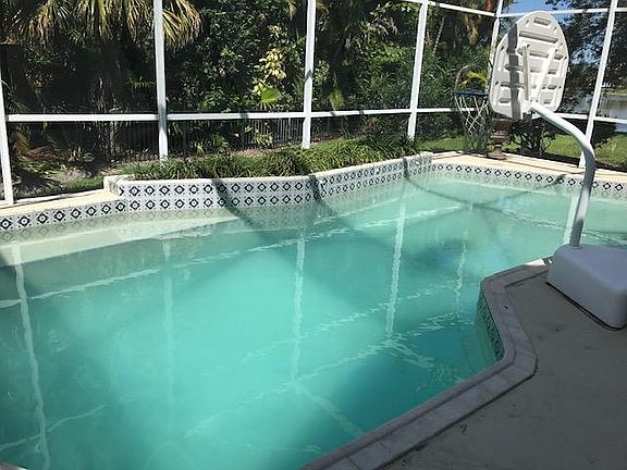 4th image of 305 Riverway Dr