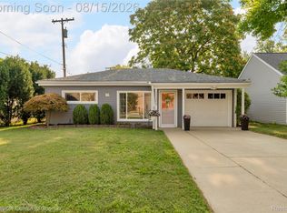 11356 General Dr, Plymouth, MI 48170
