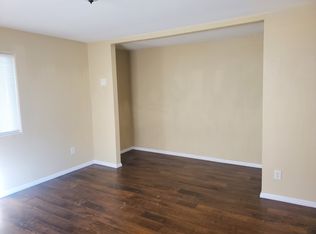 118 E Colden Ave, Los Angeles, CA 90003