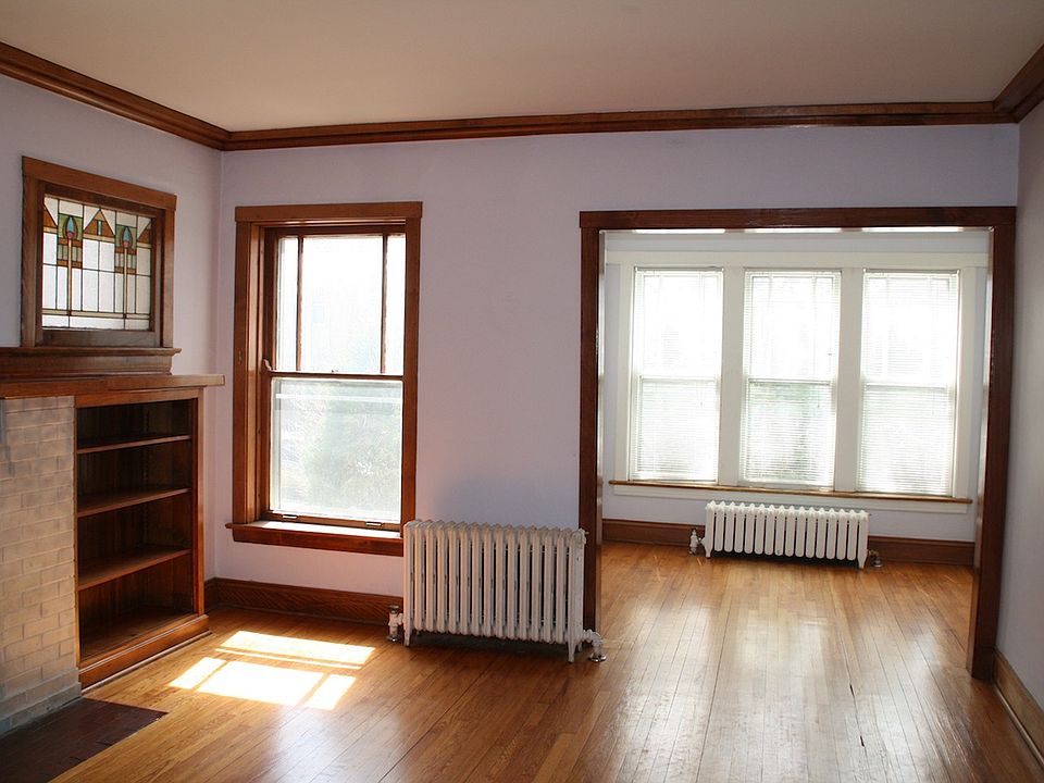 1st image of 2616 W Argyle St