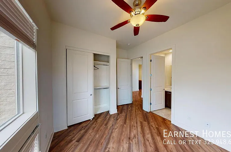 12073 Carabela Ct — Photo 8