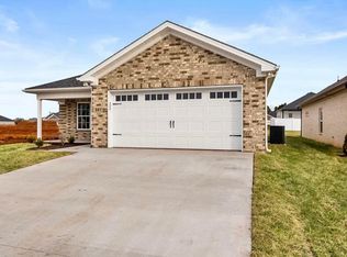 961 McIntyre St, Bowling Green, KY 42101