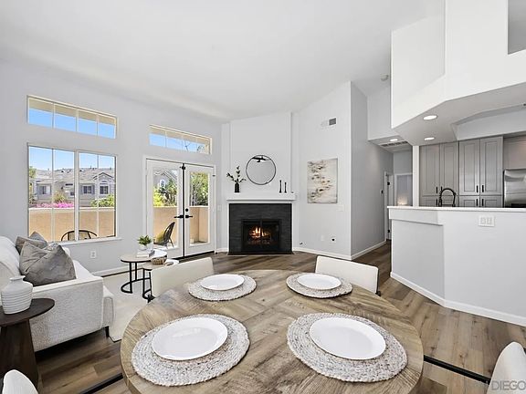 5th image of 11124 Provencal Pl