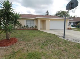 176 Willowick Dr, Naples, FL 34110