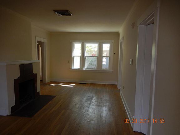 4th image of 2110/2108 Lead Ave SE
