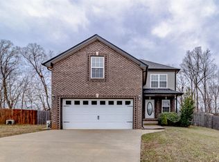 1909 Jackie Lorraine Dr, Clarksville, TN 37042