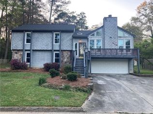1048 Cedar Forest Ct, Stone Mountain, GA 30083