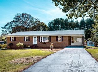 516 Little Creek Rd, Lynchburg, VA 24502