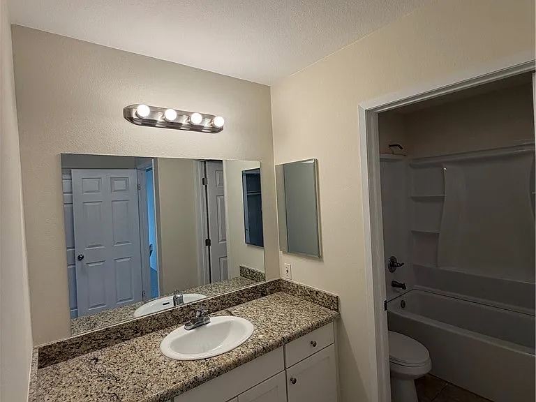 483 Deerfield Ave — Photo 14