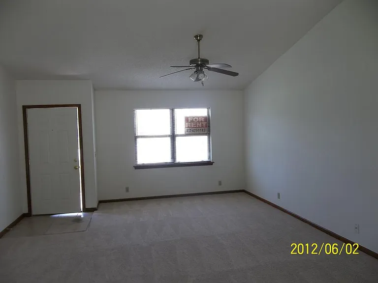 108 Biloxi Ct — Photo 9