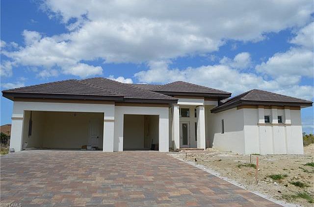 1st image of 1034 NW 38th Pl