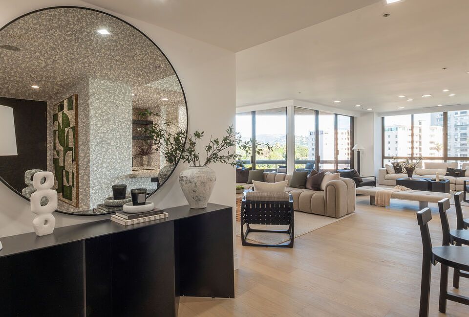 1st image of 10430 Wilshire Blvd APT 802