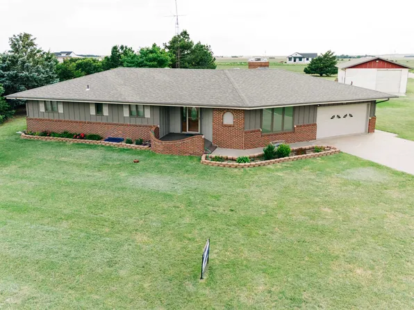 1037 250th Ave, Hays, KS 67601