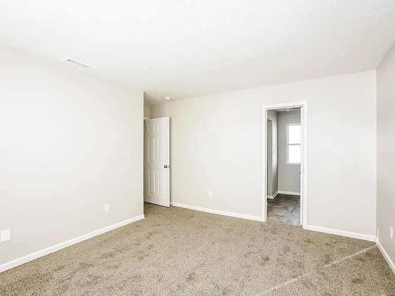 3149 Brandenburg Dr — Photo 10