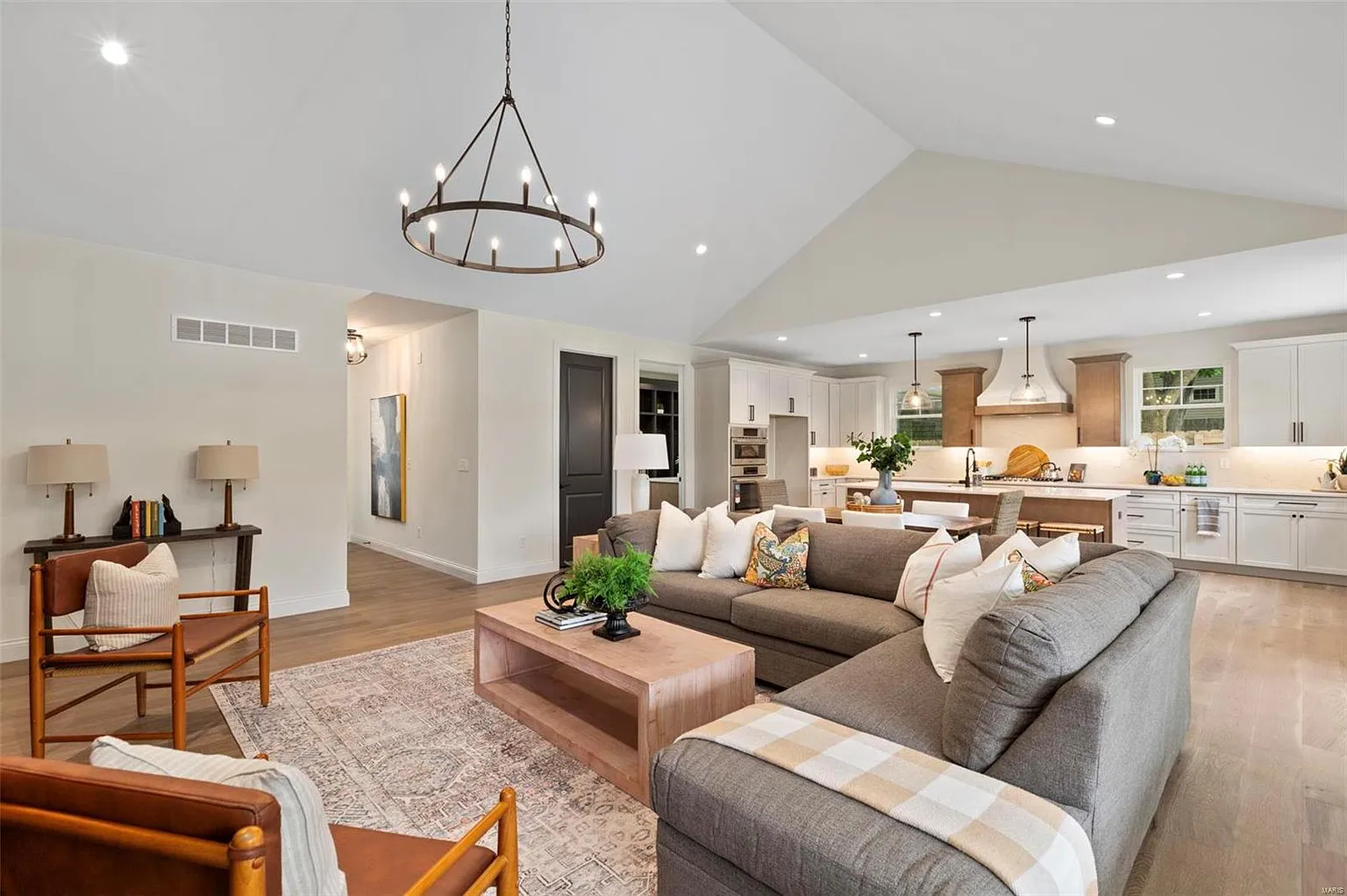 1031 Nana Ln photo 1