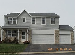 444 Montauk Ln, Hampshire, IL 60140