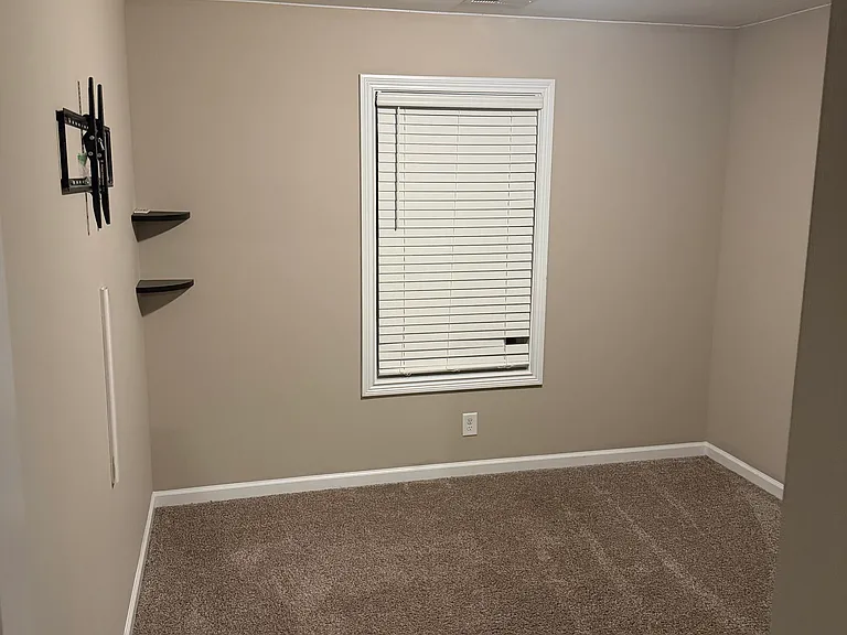 1597 Variance Dr — Photo 15