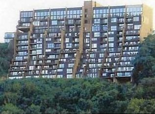 1000 Grandview Ave APT 403, Pittsburgh, PA 15211