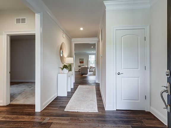 3rd image of 146 Timber Ridge Ln
