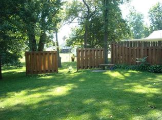 14 Rock Hill Ct, Edwardsville, IL 62025