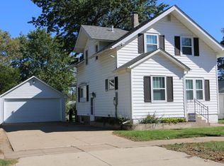 2004 Merner Ave, Cedar Falls, IA 50613