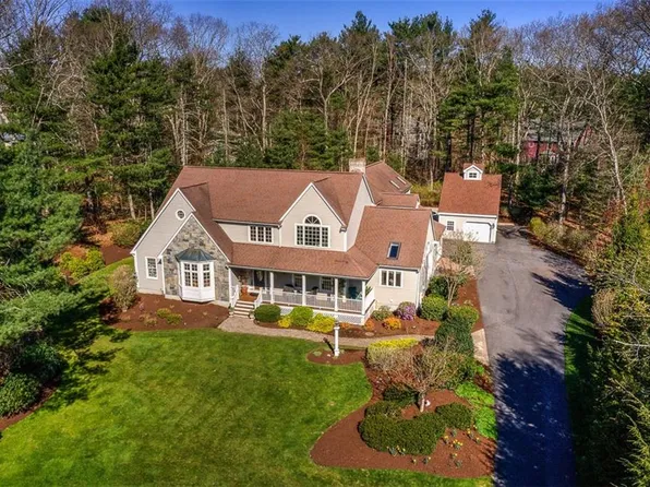 9 Windsor Pl, Mansfield, MA 02048