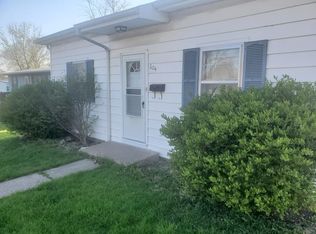 604 Madison St, Macon, MO 63552
