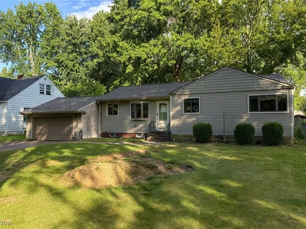 6790 Big Creek Pkwy, Middleburg Heights, OH 44130