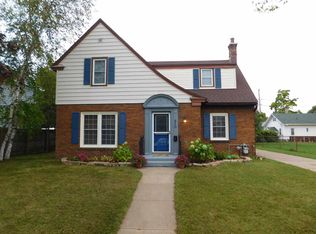 910 S 7th Ave, Wausau, WI 54401
