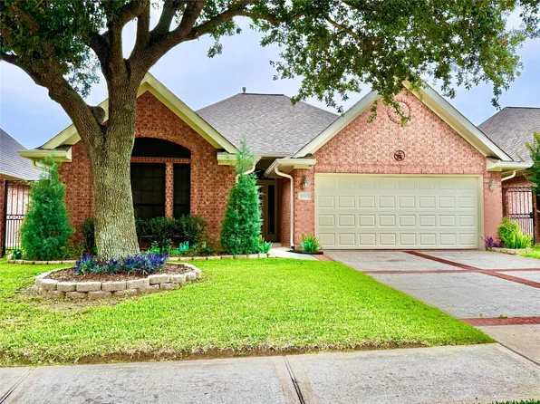 4819 Julia Ct, Pasadena, TX 77505