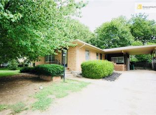 205 SW Madison St, Lees Summit, MO 64063