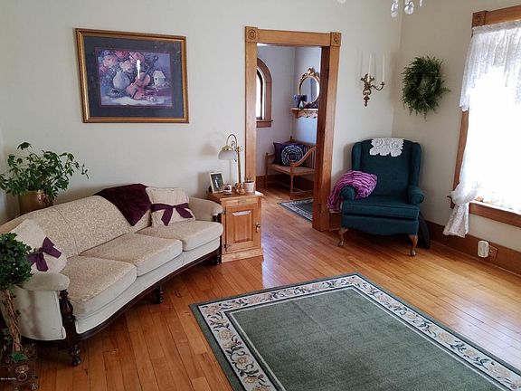 3rd image of 407 N James St