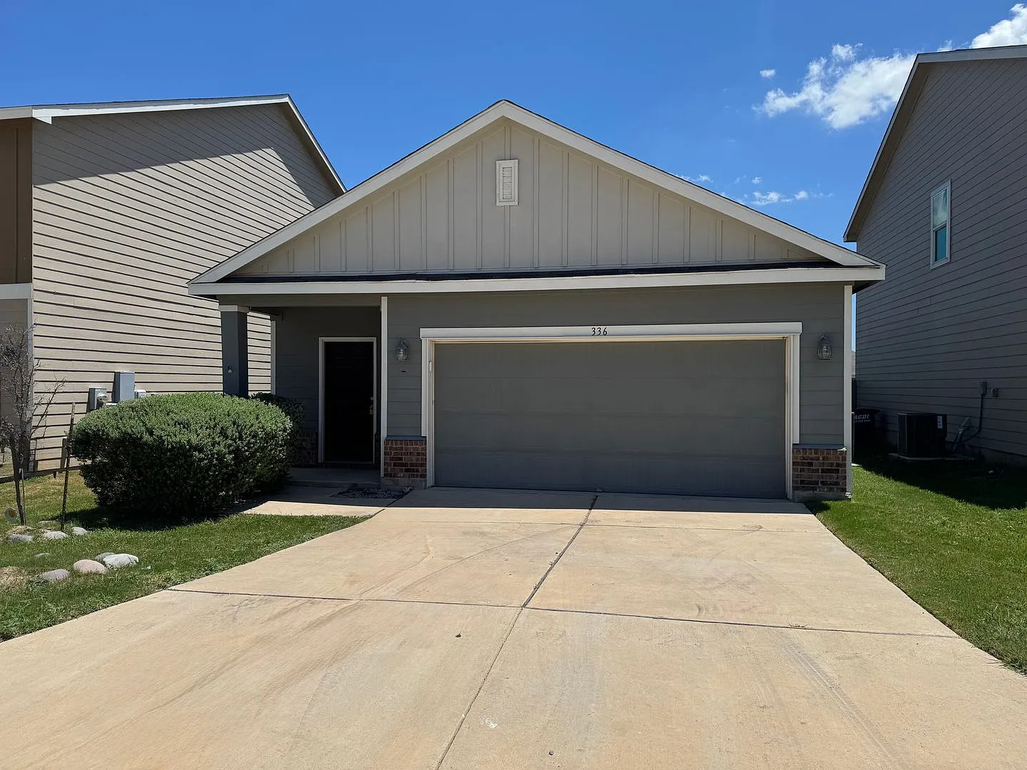 336 Flower Smith Ln Jarrell, TX 76537 — Photo 1