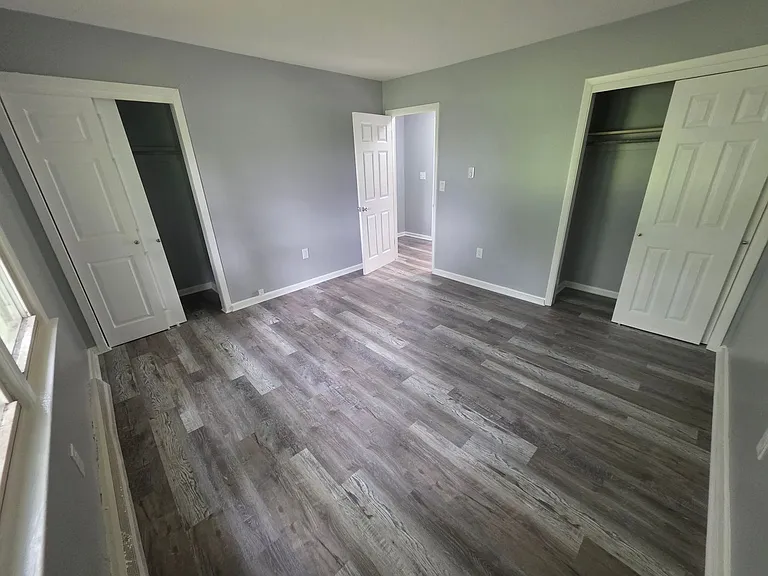 9 Tamara Ln — Photo 36