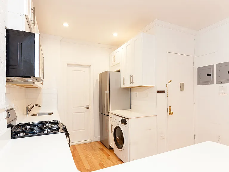 486 E 74th St #1BC — Photo 5