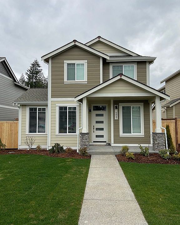 1st image of 9047 Eleanor Dr SE