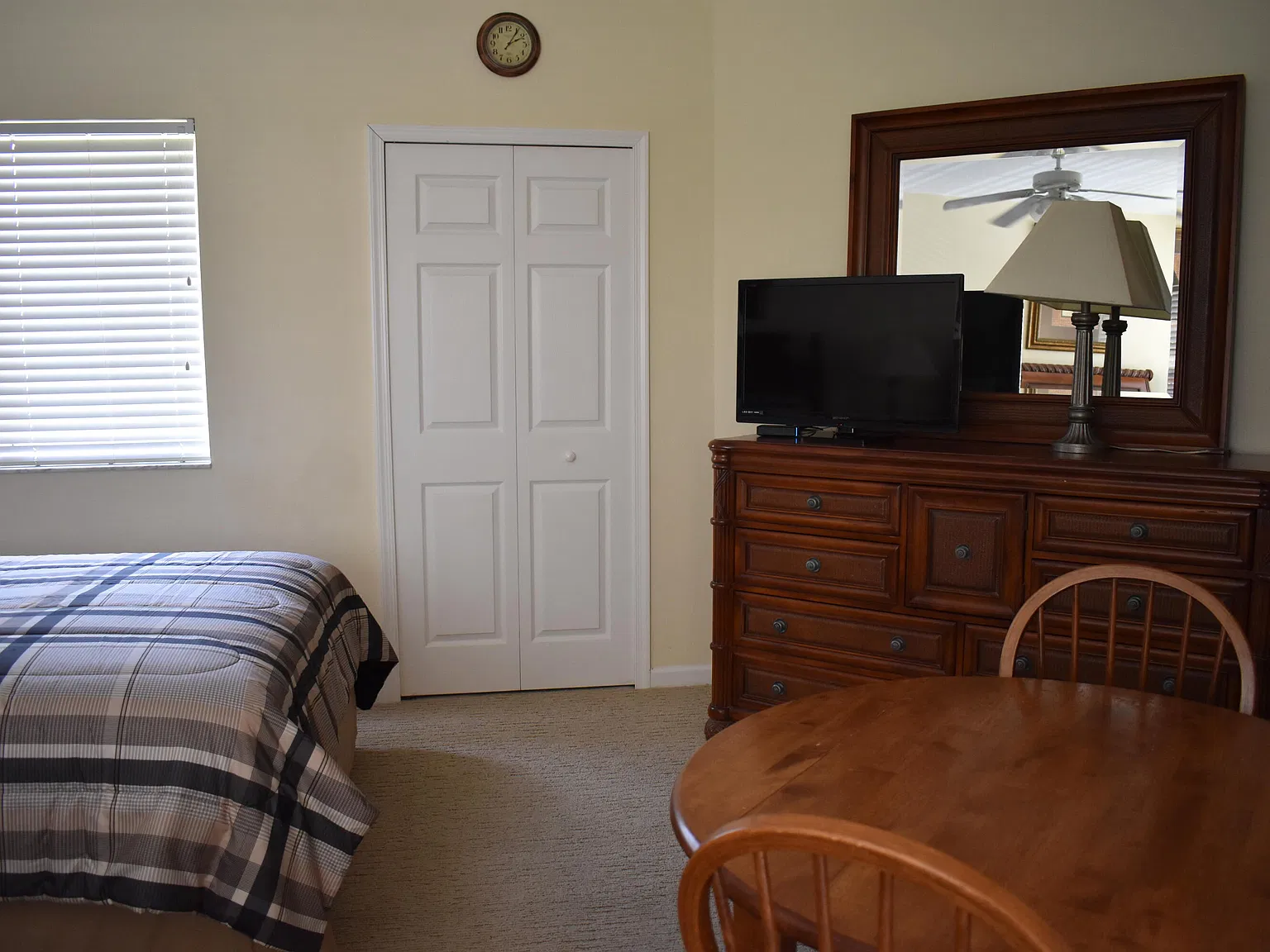 Studio, 1.0 bath, 400 sqft, $1,195 — Photo 2