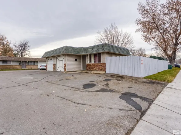 1545 Gault Way, Sparks, NV 89431